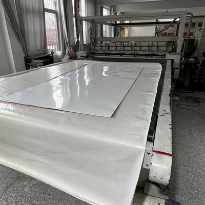 Certificato CE TUV pannelli solari da 450 Watt per 3 diodi MC 4 25 silicio monocristallino