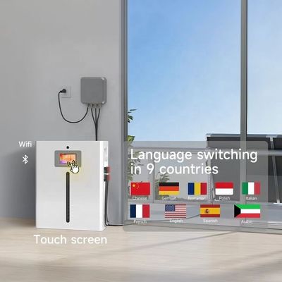 Batteria solare Lfp personalizzata 48V Volt 100Ah 200Ah 300Ah Lifepo4 10Kwh 15Kwh 5Kw Batterie Batteria al litio su ruote